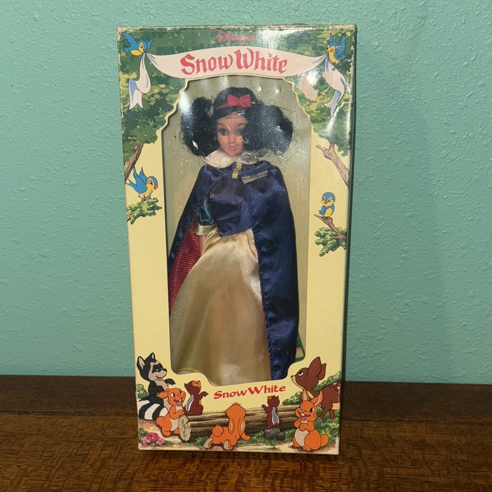 Vintage Disney BIKEN 11.5" "SNOW WHITE" from SNOW WHITE & 7 DWARFS DOLL New